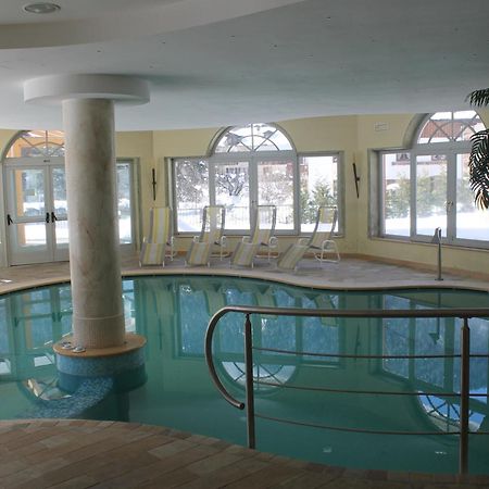 Hotel Canada Pinzolo Exterior foto
